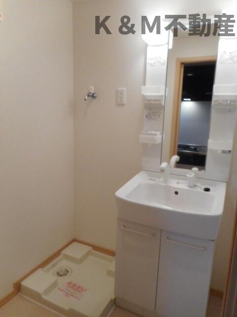 洗面設備　広い洗面スペース