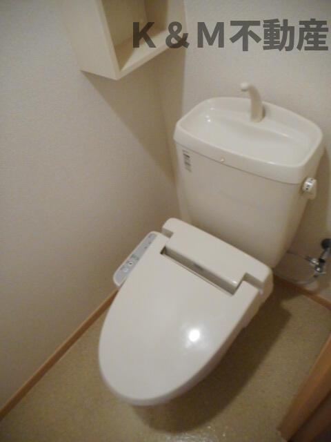 トイレ　トイレもきれいです