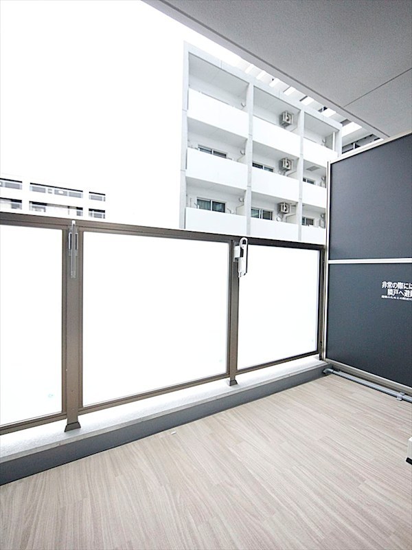 バルコニー　バルコニー