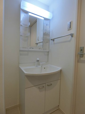 洗面設備　リブリ子安