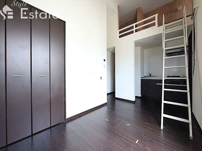 居室・リビング　内装