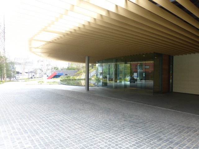 エントランス　エントランス