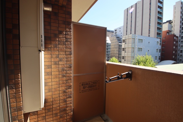 バルコニー　※別室の参考写真の為、現況優先です。