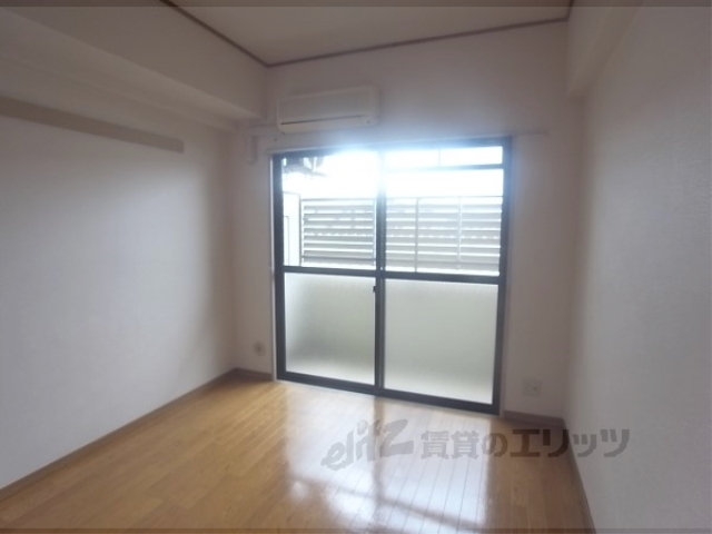 居室・リビング　洋室