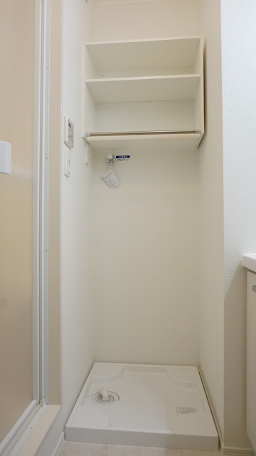 その他　洗濯機置場には防水パンを設置！水漏れも安心です◎