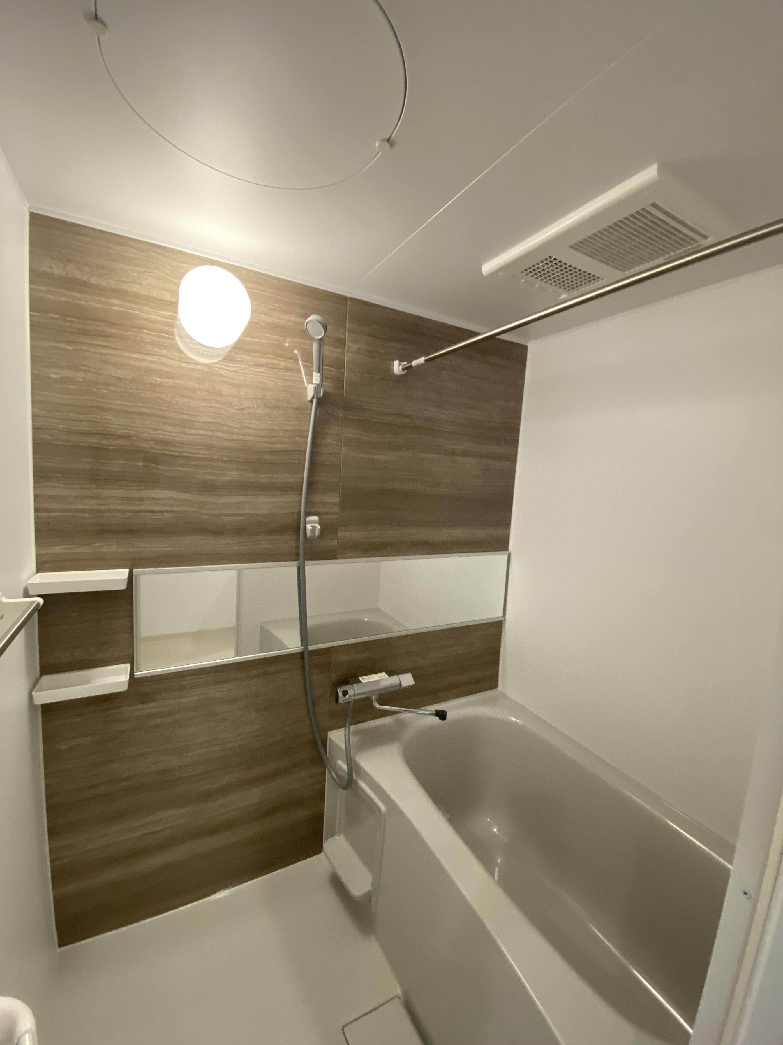 バス・シャワールーム