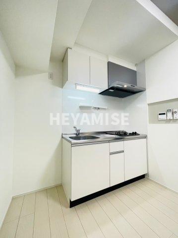 キッチン　※同間取りの別の階のお部屋の画像です※現況を優先します