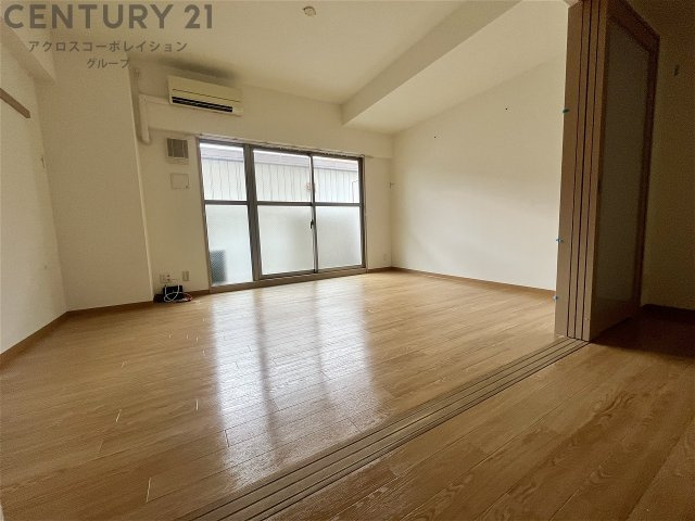 居室・リビング　エアコン付きの1DK☆