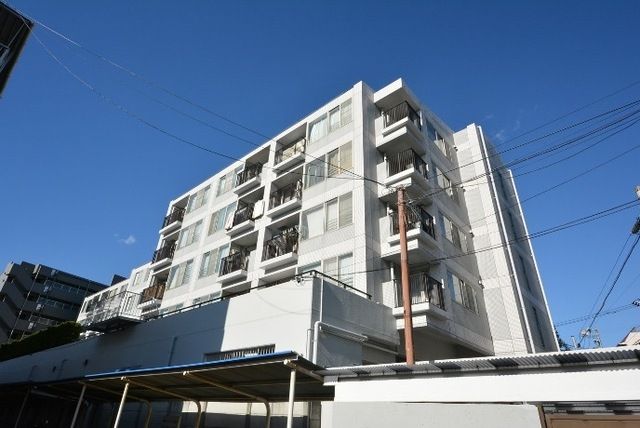 建物外観　★駅徒歩５分★