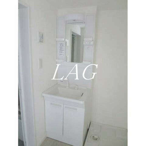 洗面設備　洗面台です。