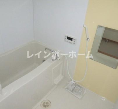 バス・シャワールーム　日々の疲れを癒すお風呂付です