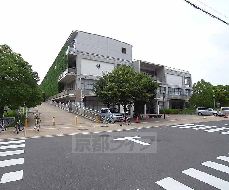 小学校　美濃山小学校（小学校）まで389m