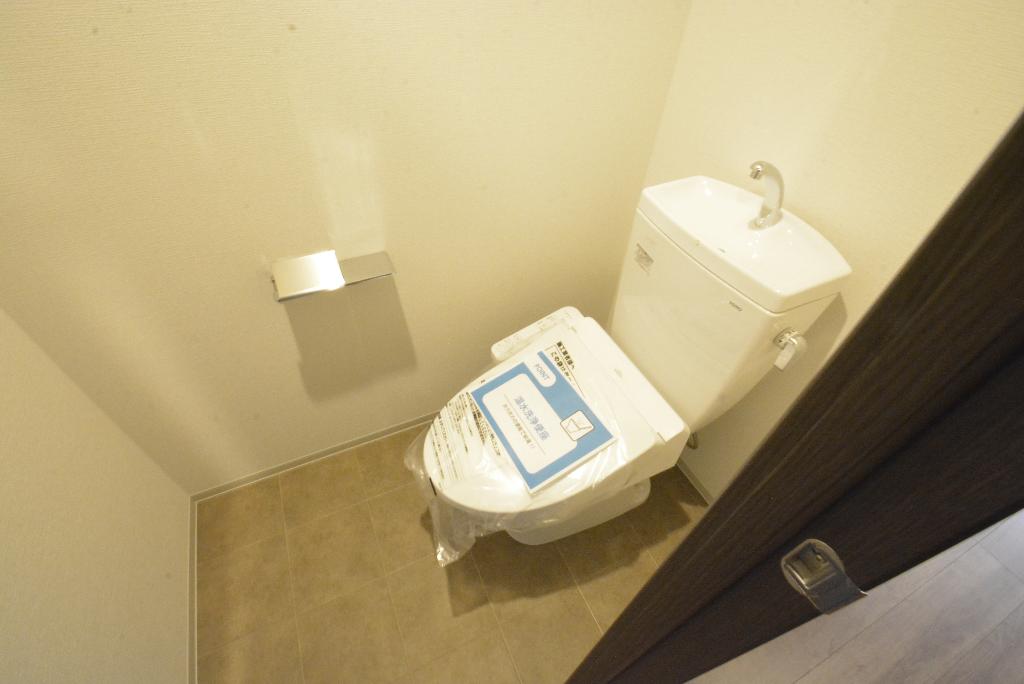 トイレ　シャワー付トイレ