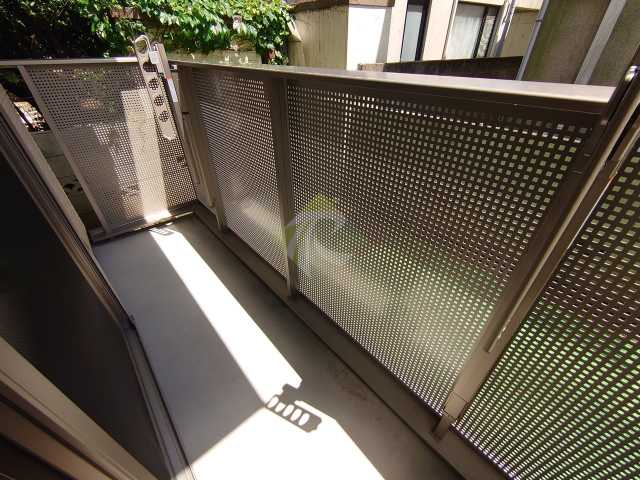 バルコニー　お電話でお問い合わせのお客様を対象に初期費用割引中