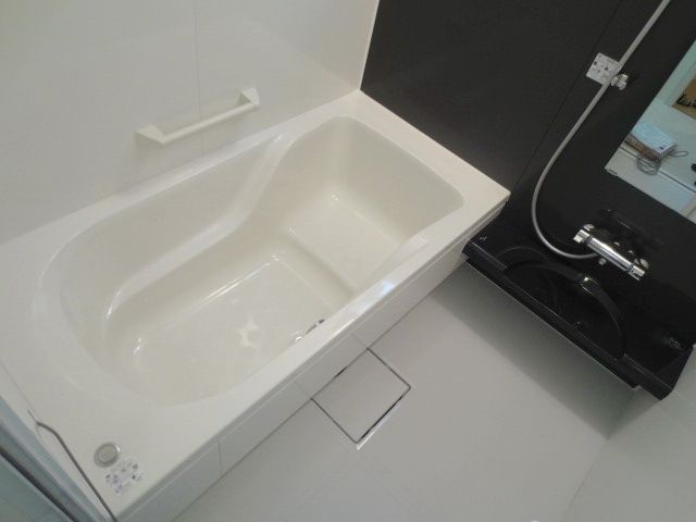 バス・シャワールーム　★広いバスタブです。★