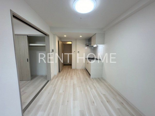 居室・リビング　リビング８帖