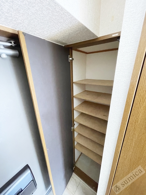 玄関　たくさんの靴を収納できるシューズボックス♪♪