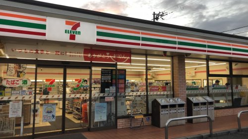 コンビニ　セブン－イレブン 大阪塚本６丁目店（コンビニ）まで633m