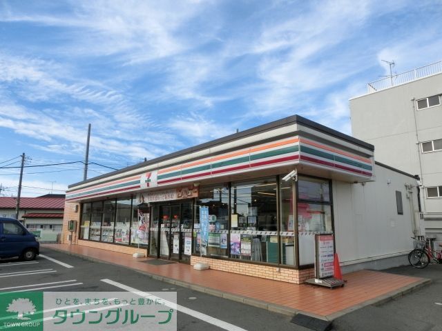 コンビニ　セブンイレブン千葉都賀2丁目店（コンビニ）まで525m