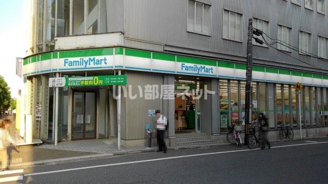 コンビニ　ファミリーマート 小町店（コンビニ）まで385m