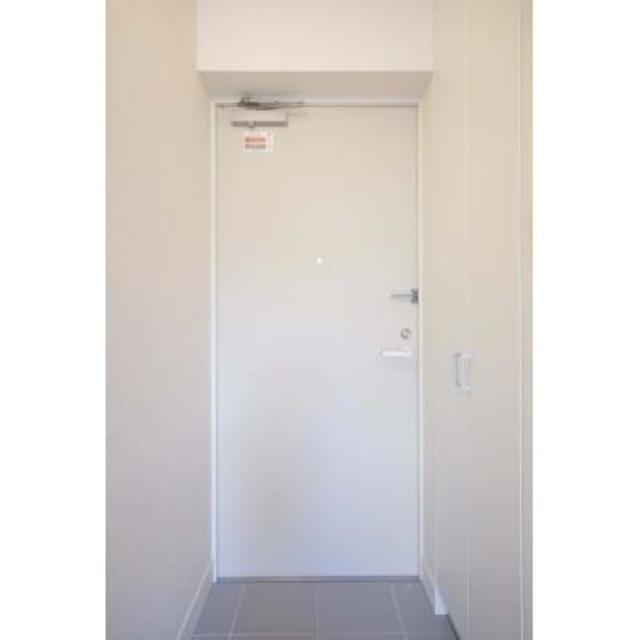 玄関　※写真は同タイプ住戸です。