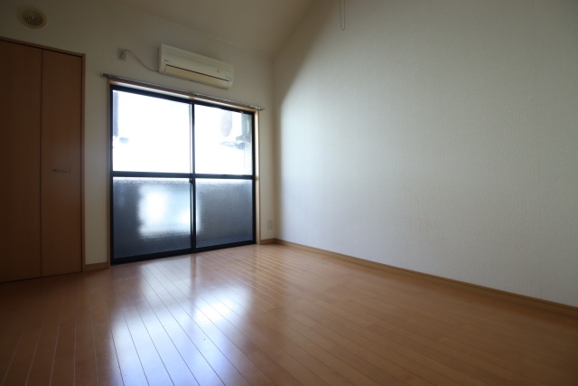 居室・リビング　※別室の参考写真の為、現況優先です。