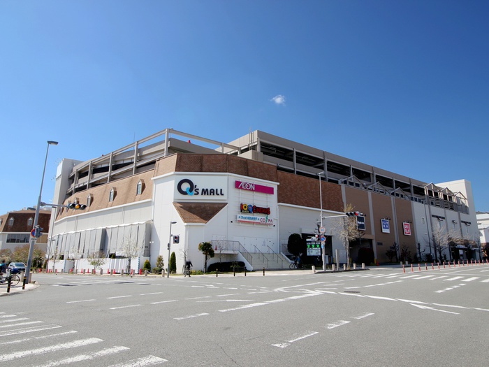 ショッピングセンター　みのおキューズモール（ショッピングセンター）まで317m