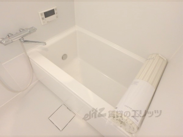 バス・シャワールーム　ゆったりとしたお部屋です