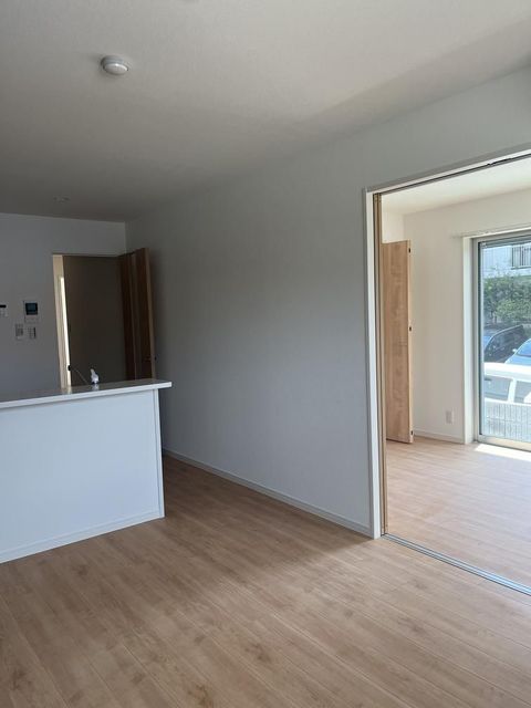 居室・リビング　【居間・リビング】新築時の写真