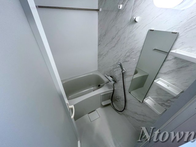 バス・シャワールーム　お風呂で日々の疲れを落としましょう