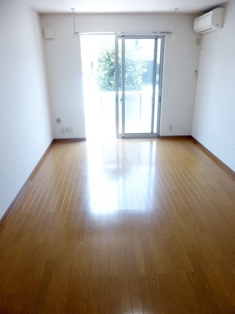 居室・リビング　★フローリングの写真です★