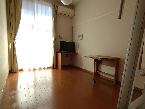 居室・リビング　仕様・設備は現況と異なる場合がございます