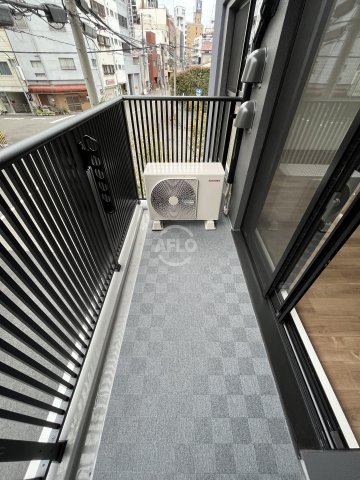 バルコニー　LEGALAND+難波南　バルコニー