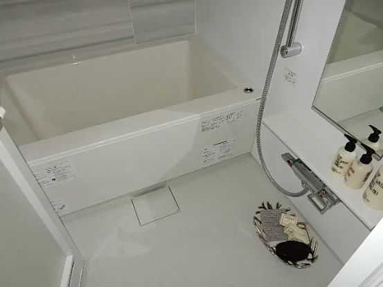 バス・シャワールーム　小物は付いておりません