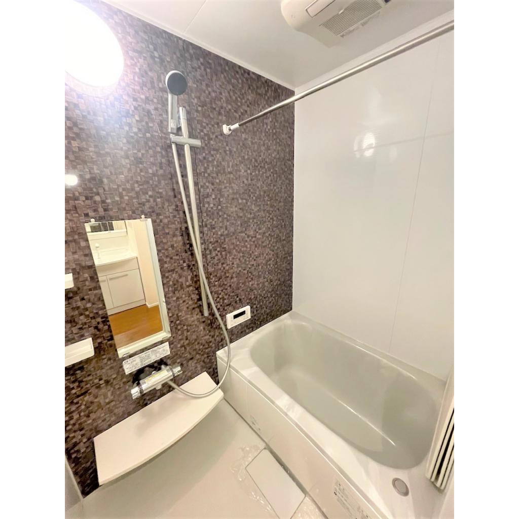 バス・シャワールーム　※写真は205のもの