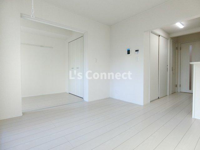 その他部屋・スペース　９帖のＬＤＫ。