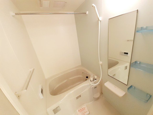 バス・シャワールーム　お風呂です