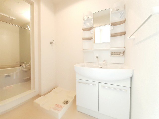 洗面設備　広い洗面スペース