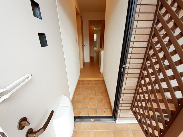 玄関　ゆったりとした玄関です