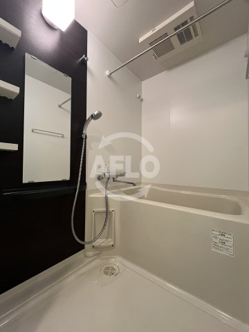 バス・シャワールーム　エステムコート新?阪Xザ?ゲート　浴室