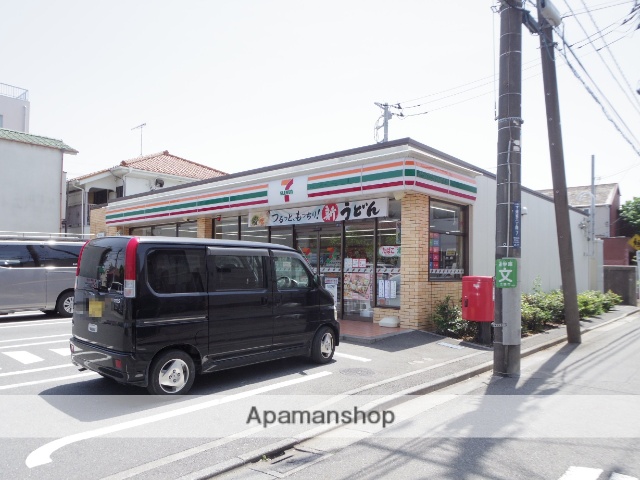 コンビニ　セブンイレブン（コンビニ）まで387m