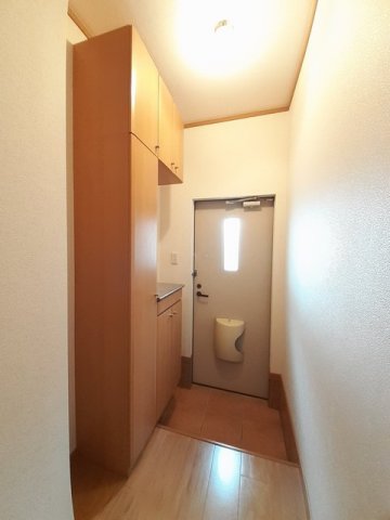 玄関　落ち着いた玄関です