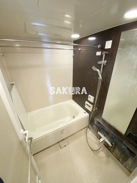 バス・シャワールーム　日々の疲れを癒すお風呂です♪