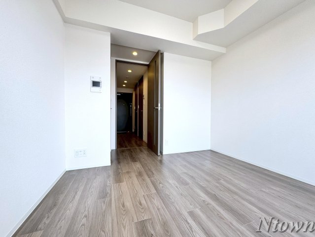 居室・リビング　こちらの居間で趣味の時間をお楽しみください