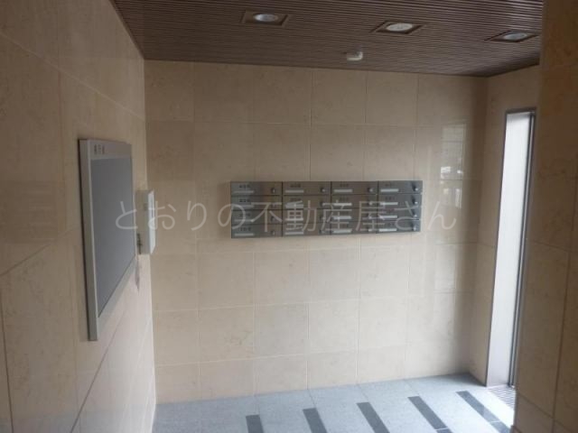 エントランス　オートロック