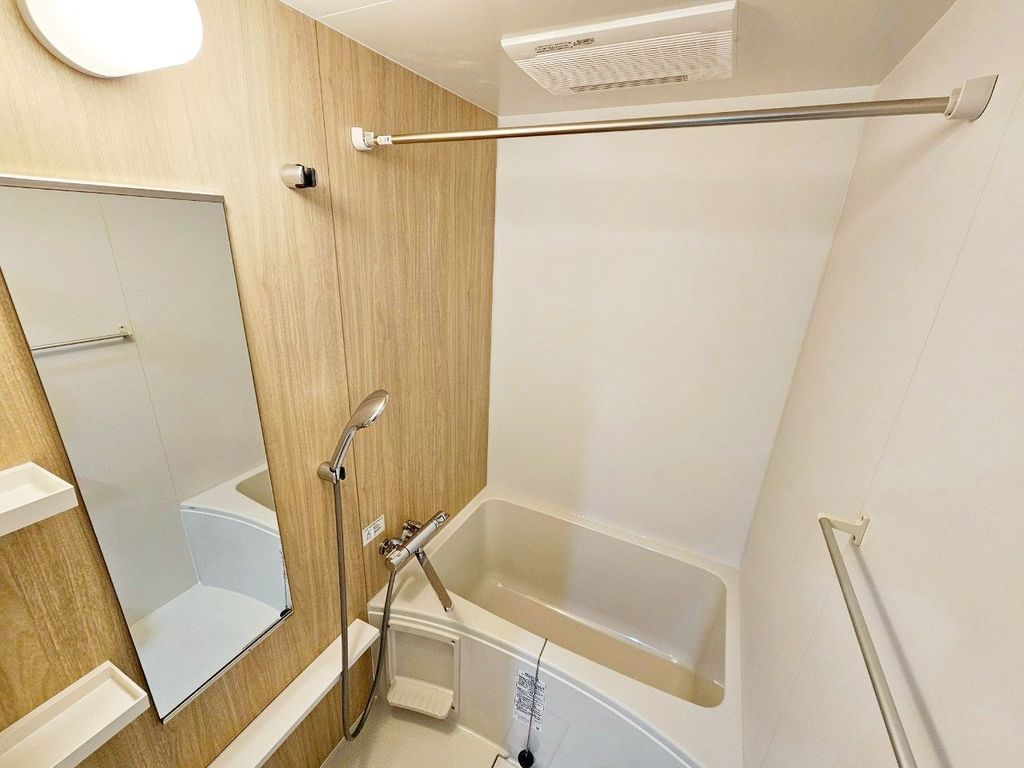 バス・シャワールーム　バス