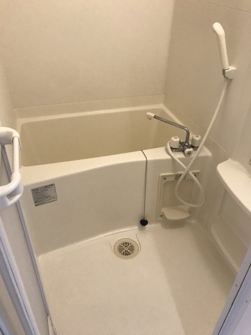 バス・シャワールーム　日々の疲れを癒すお風呂付です