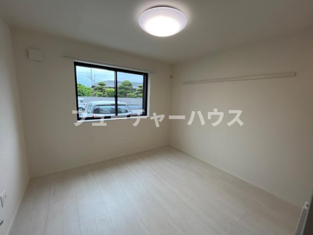 省エネ性能ラベル　外観写真（昼）