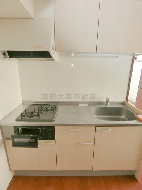 キッチン　2口ガスコンログリル付きシステムキッチン