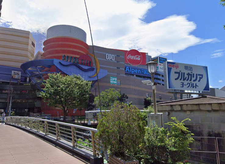 ショッピングセンター　キャナルシティ博多（ショッピングセンター）まで1133m